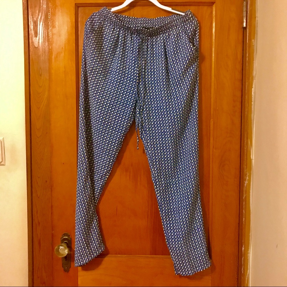 Lightweight Patterned Pants